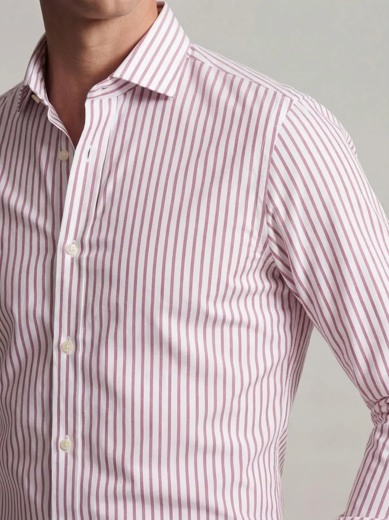 Chemise en fil-à-fil à rayures rouge bordeaux