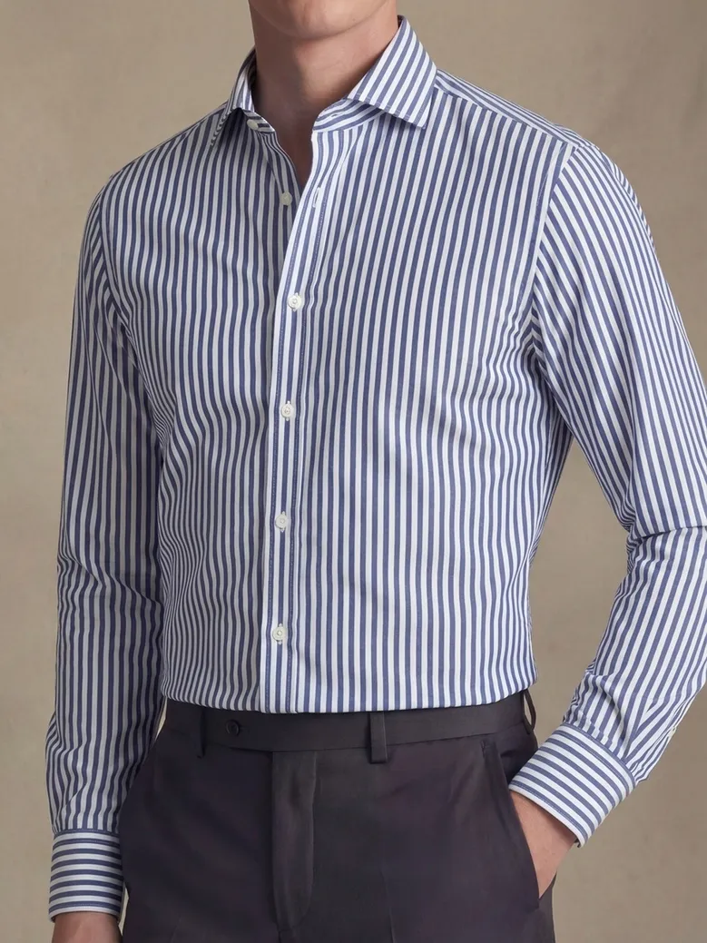 Chemise en popeline à rayures bleues