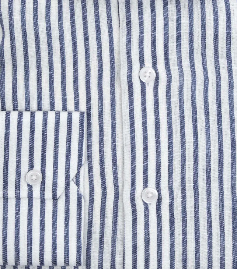 Chemise en lin à rayures bleues