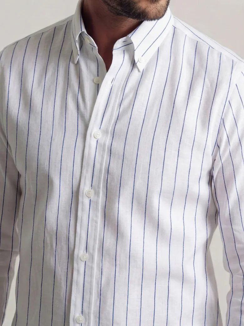 Chemise en lin à rayures bleues