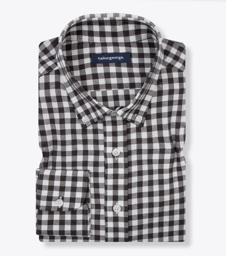 Bügelleichtes, schlichtes weißes Popeline-Hemd
