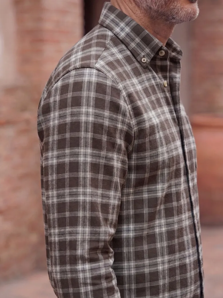 Chemise en flanelle à carreaux marron